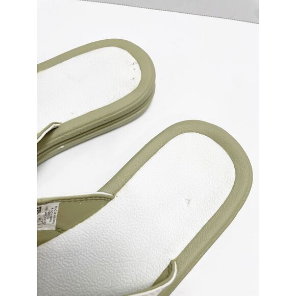 New Balance Logo Flip Flops Size 9 Beige White Gorpcore - Picture 4 of 7